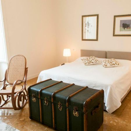 Ortigia Exclusive Apartment Сиракуза Екстериор снимка