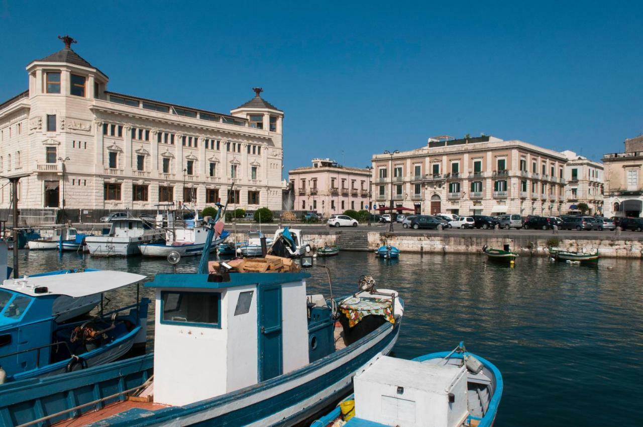 Ortigia Exclusive Apartment Сиракуза Екстериор снимка